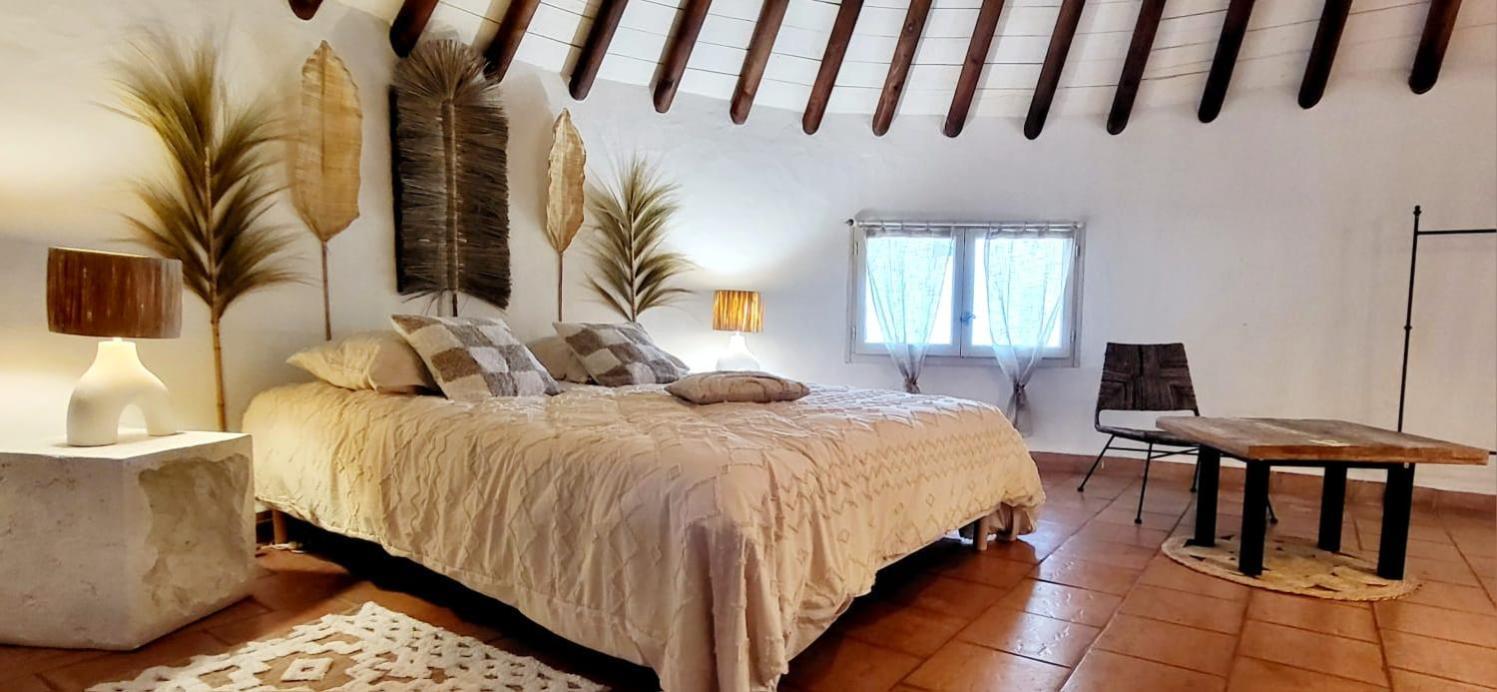 Terre De Boheme Otel Vestric-et-Candiac Dış mekan fotoğraf