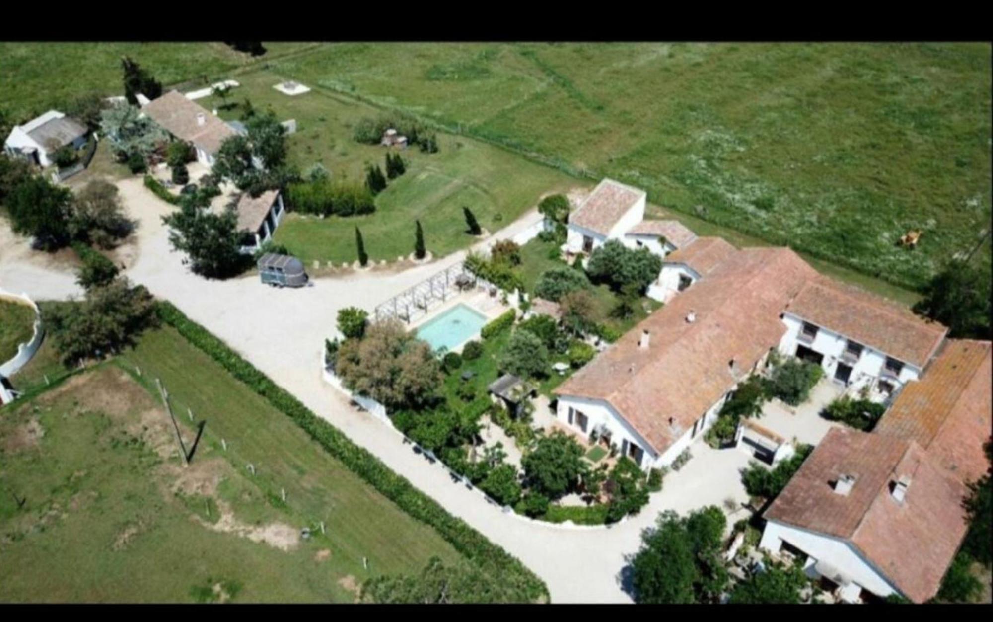 Terre De Boheme Otel Vestric-et-Candiac Dış mekan fotoğraf