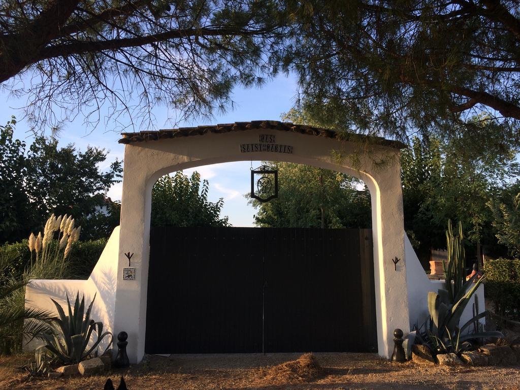 Terre De Boheme Otel Vestric-et-Candiac Dış mekan fotoğraf