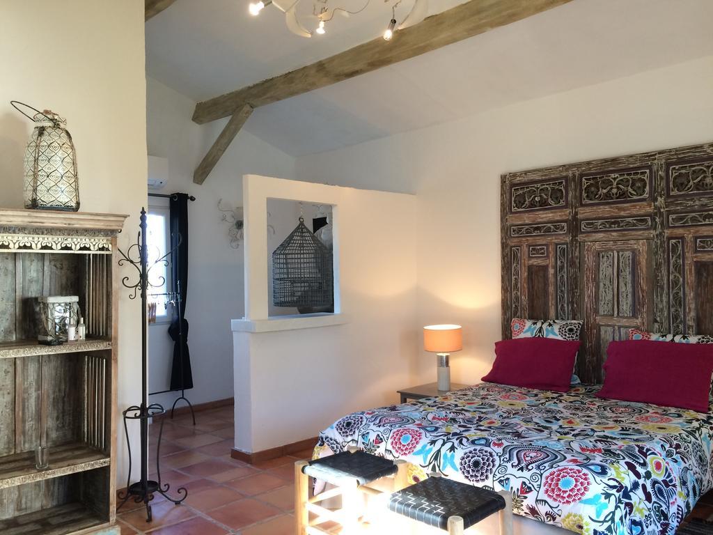 Terre De Boheme Otel Vestric-et-Candiac Dış mekan fotoğraf